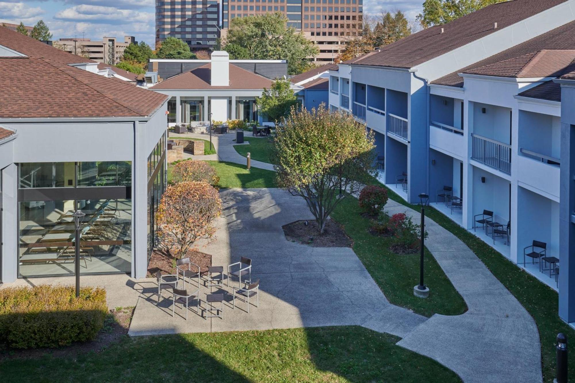 Hotel Courtyard Chicago Oakbrook Terrace Exterior foto